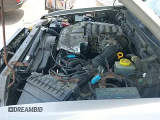 ✅ 2001 Nissan Pathfinder SE • VIN: JN8DR09Y51W611984 • Lot: 42510165. Listed on IAAI with 295,839 mi. Free auction sales archive from the USA and detailed vehicle history report at DreamBid. Image 17.