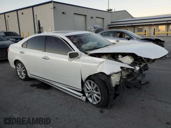 ✅ 2012 Lexus ES 330 • VIN: JTHBK1EG3C2485241 • Лот: 79438874. Опубліковано раніше на Copart з пробігом 118 973 миль. Безкоштовний доступ до архіву аукціонних продажів зі США та докладний звіт про історію автомобіля на DreamBid. Зображення 4.