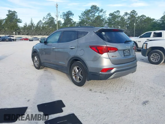 ✅ 2017 Hyundai Santa Fe 2.4L • VIN: 5NMZU3LB1HH051688 • Lot: 44842515. Wystawiony na IAAI z przebiegiem 58 588 mil. Bezpłatny archiwum sprzedaży aukcyjnych z USA i szczegółowy raport historii pojazdu na DreamBid. Zdjęcie 3.