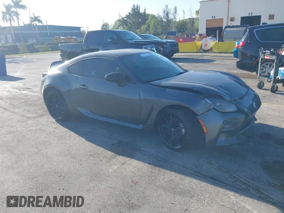 ✅ 2022 Toyota 86 Premium • VIN: JF1ZNBF19N8752735 • Lot: 44662570. Wystawiony na IAAI z przebiegiem 31 770 mil. Bezpłatny archiwum sprzedaży aukcyjnych z USA i szczegółowy raport historii pojazdu na DreamBid. Zdjęcie 1.