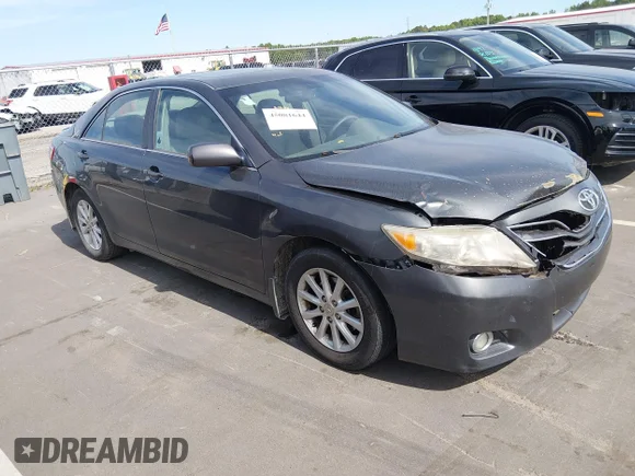 ✅ 2010 Toyota Camry LE • VIN: 4T1BF3EK1AU560196 • Лот: 45081644. Опубликован ранее на IAAI с пробегом 315 146 миль. Бесплатный доступ к архиву аукционных продаж из США и подробный отчёт об истории автомобиля на DreamBid. Изображение 1.