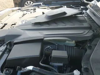 ✅ 2025 Mazda CX-90 Premium Sport • VIN: JM3KKCHD0S1198241 • Lot: 43282432. Wystawiony na IAAI z przebiegiem 19 331 mil. Bezpłatny archiwum sprzedaży aukcyjnych z USA i szczegółowy raport historii pojazdu na DreamBid. Zdjęcie 19.