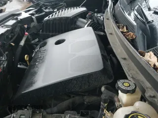 ✅ 2018 Chevrolet Traverse LT • VIN: 1GNEVHKW6JJ174682 • Lot: 43571283. Wystawiony na IAAI z przebiegiem 143 203 mil. Bezpłatny archiwum sprzedaży aukcyjnych z USA i szczegółowy raport historii pojazdu na DreamBid. Zdjęcie 19.