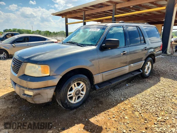 ✅ 2003 Ford Expedition Special Service • VIN: 1FMPU16L33LA22616 • Lot: 50796186. Wystawiony na Copart z przebiegiem 196 445 mil. Bezpłatny archiwum sprzedaży aukcyjnych z USA i szczegółowy raport historii pojazdu na DreamBid. Zdjęcie 1.
