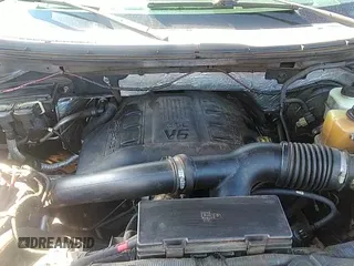 ✅ 2011 Ford F-150 XLT • VIN: 1FTFW1CT8BFB28460 • Lot: 42861891. Listed on IAAI with 217,195 mi. Free auction sales archive from the USA and detailed vehicle history report at DreamBid. Image 19.