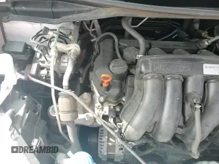 ✅ 2019 Honda Fit EX • VIN: 3HGGK5H8XKM721167 • Lot: 82396695. Wystawiony na Copart z przebiegiem 38 898 mil. Bezpłatny archiwum sprzedaży aukcyjnych z USA i szczegółowy raport historii pojazdu na DreamBid. Zdjęcie 15.