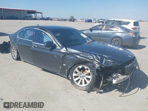 ✅ 2011 BMW 7 Series 750Li • VIN: WBAKB8C52BCY66290 • Лот: 41635207. Опубликован ранее на IAAI с пробегом Не указан. Бесплатный доступ к архиву аукционных продаж из США и подробный отчёт об истории автомобиля на DreamBid. Изображение 1.