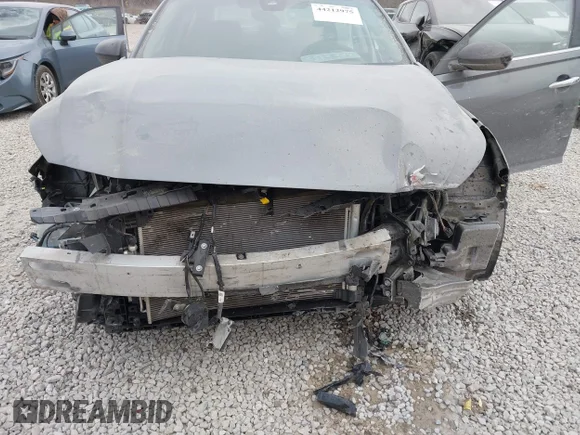 ✅ 2024 Nissan Altima SV • VIN: 1N4BL4DV1RN383076 • Lot: 44212975. Wystawiony na IAAI z przebiegiem 42 188 mil. Bezpłatny archiwum sprzedaży aukcyjnych z USA i szczegółowy raport historii pojazdu na DreamBid. Zdjęcie 6.