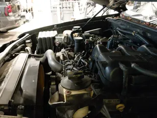 ✅ 2005 Ford Explorer Eddie Bauer • VIN: 1FMDU64K55UB28590 • Lot: 41266796. Listed on IAAI with 180,319 mi. Free auction sales archive from the USA and detailed vehicle history report at DreamBid. Image 12.