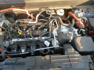 ✅ 2025 Ford Maverick Lariat • VIN: 3FTTW8S32SRB18782 • Lot: 86696435. Listed on Copart with 4,233 mi. Free auction sales archive from the USA and detailed vehicle history report at DreamBid. Image 13.