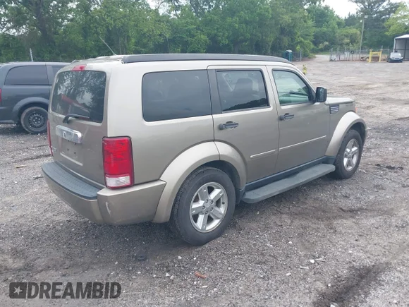 ✅ 2007 Dodge Nitro SLT • VIN: 1D8GT58K07W735904 • Лот: 42216665. Опубліковано раніше на IAAI з пробігом 168 000 миль. Безкоштовний доступ до архіву аукціонних продажів зі США та докладний звіт про історію автомобіля на DreamBid. Зображення 4.