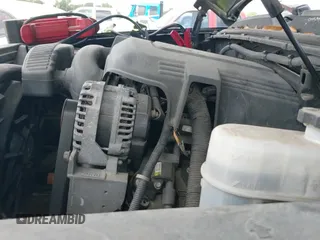 ✅ 2010 Cadillac Escalade ESV Premium • VIN: 1GYUCJEF5AR109959 • Lot: 42666257. Wystawiony na IAAI z przebiegiem 119 457 mil. Bezpłatny archiwum sprzedaży aukcyjnych z USA i szczegółowy raport historii pojazdu na DreamBid. Zdjęcie 19.