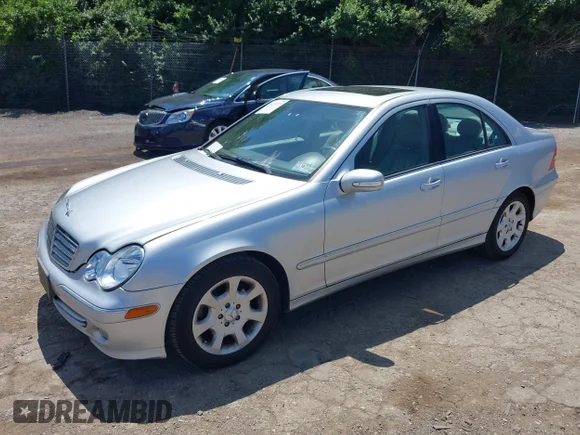 ✅ 2006 Mercedes-Benz C 280 Luxury • VIN: WDBRF87H16F757896 • Лот: 45218713. Опубліковано раніше на IAAI з пробігом 173 626 миль. Безкоштовний доступ до архіву аукціонних продажів зі США та докладний звіт про історію автомобіля на DreamBid. Зображення 2.