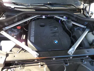 ✅ 2024 BMW X5 xDrive40i • VIN: 5UX23EU07R9V45952 • Lot: 81947405. Listed on Copart with 10,360 mi. Free auction sales archive from the USA and detailed vehicle history report at DreamBid. Image 17.