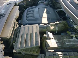 ✅ 2021 Volkswagen Tiguan S • VIN: 3VV1B7AX5MM038606 • Lot: 43170816. Wystawiony na IAAI z przebiegiem 58 393 mil. Bezpłatny archiwum sprzedaży aukcyjnych z USA i szczegółowy raport historii pojazdu na DreamBid. Zdjęcie 19.