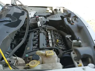 ✅ 2016 Jeep Patriot Latitude • VIN: 1C4NJPFA3GD620954 • Lot: 42955359. Listed on IAAI with 125,715 mi. Free auction sales archive from the USA and detailed vehicle history report at DreamBid. Image 16.