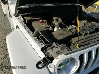 ✅ 2019 Jeep Wrangler Unlimited Sahara • VIN: 1C4HJXEG8KW532837 • Lot: 91913885. Wystawiony na Copart z przebiegiem 113 572 mil. Bezpłatny archiwum sprzedaży aukcyjnych z USA i szczegółowy raport historii pojazdu na DreamBid. Zdjęcie 13.