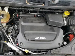 ✅ 2018 Chrysler Pacifica Touring • VIN: 2C4RC1DG3JR310534 • Лот: 61784845. Опубликован ранее на Copart с пробегом 135 152 миль. Бесплатный доступ к архиву аукционных продаж из США и подробный отчёт об истории автомобиля на DreamBid. Изображение 14.