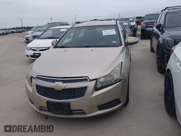 ✅ 2012 Chevrolet Cruze 1LT • VIN: 1G1PF5SC9C7209369 • Lot: 44992320. Wystawiony na IAAI z przebiegiem 158 542 mil. Bezpłatny archiwum sprzedaży aukcyjnych z USA i szczegółowy raport historii pojazdu na DreamBid. Zdjęcie 6.