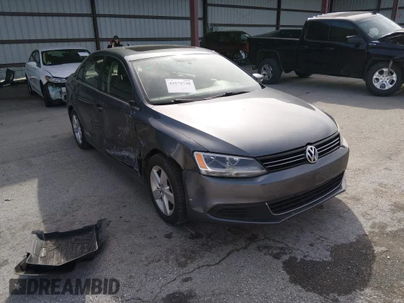 ✅ 2014 Volkswagen Jetta TDI • VIN: 3VWLL7AJ8EM388617 • Лот: 44579748. Опубликован ранее на IAAI с пробегом 167 316 миль. Бесплатный доступ к архиву аукционных продаж из США и подробный отчёт об истории автомобиля на DreamBid. Изображение 1.