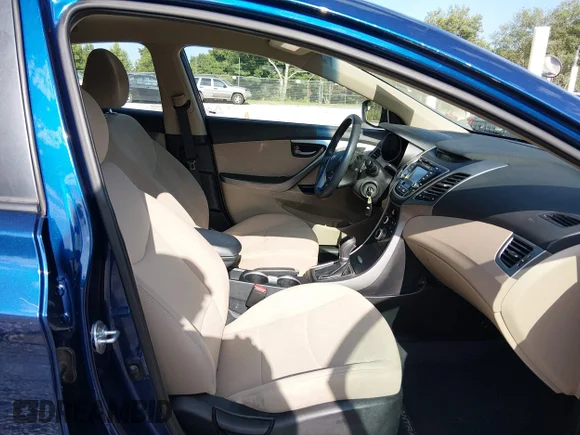 ✅ 2016 Hyundai Elantra SE • VIN: 5NPDH4AE5GH724968 • Лот: 45509451. Опубліковано раніше на IAAI з пробігом 137 624 миль. Безкоштовний доступ до архіву аукціонних продажів зі США та докладний звіт про історію автомобіля на DreamBid. Зображення 5.