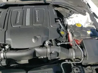 ✅ 2017 Jaguar XE 35t Prestige • VIN: SAJAE4BV9HCP12279 • Lot: 67558955. Wystawiony na Copart z przebiegiem 54 667 mil. Bezpłatny archiwum sprzedaży aukcyjnych z USA i szczegółowy raport historii pojazdu na DreamBid. Zdjęcie 13.