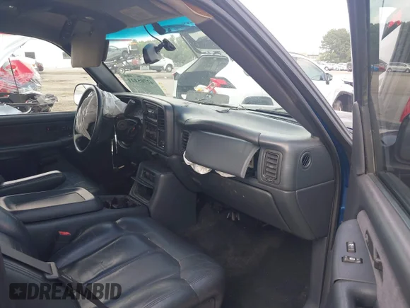 ✅ 2002 Chevrolet Silverado 1500 LS • VIN: 2GCEC19T921276930 • Lot: 42705421. Wystawiony na IAAI z przebiegiem 262 998 mil. Bezpłatny archiwum sprzedaży aukcyjnych z USA i szczegółowy raport historii pojazdu na DreamBid. Zdjęcie 5.