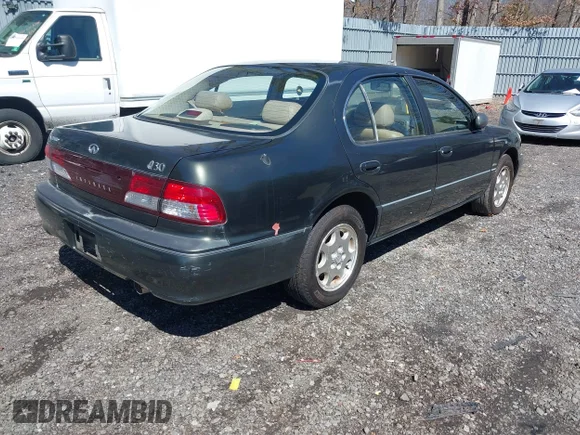 ✅ 1999 Infiniti I30 • VIN: JNKCA21A6XT779182 • Лот: 41791924. Опубліковано раніше на IAAI з пробігом 700 063 миль. Безкоштовний доступ до архіву аукціонних продажів зі США та докладний звіт про історію автомобіля на DreamBid. Зображення 4.