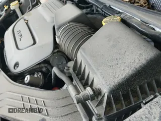 ✅ 2024 Chrysler Voyager LX • VIN: 2C4RC1CG6RR106842 • Lot: 42887120. Listed on IAAI with 25,231 mi. Free auction sales archive from the USA and detailed vehicle history report at DreamBid. Image 20.