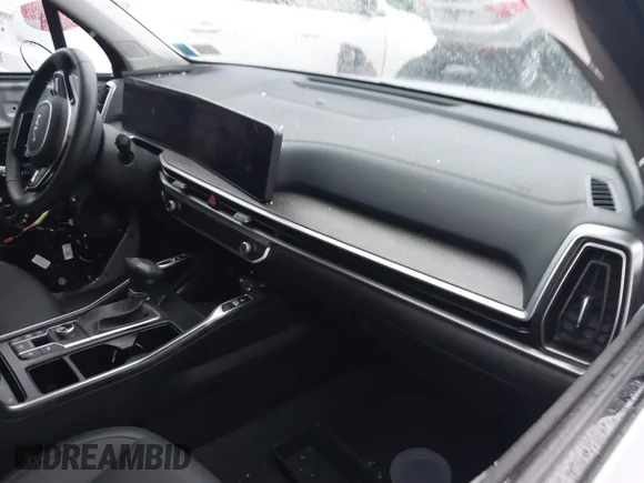 ✅ 2025 Kia Sorento X-Line EX • VIN: 5XYRHDJF6SG315229 • Lot: 41443713. Wystawiony na IAAI z przebiegiem 723 mil. Bezpłatny archiwum sprzedaży aukcyjnych z USA i szczegółowy raport historii pojazdu na DreamBid. Zdjęcie 5.