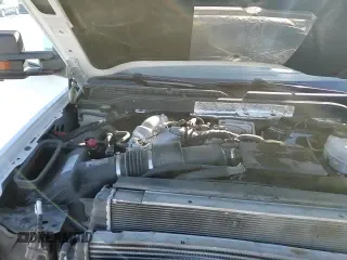 2019 Chevrolet Silverado 3500HD Work Truck с VIN 1GC4KVCYXKF171543, выставлен на аукционе Copart как лот 84349874 с пробегом 104 180 миль миль и Списание • Salvage title. История ставок и продаж доступна на DreamBid. Изображение 13.