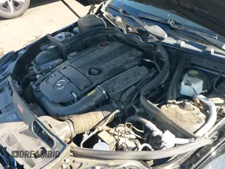 ✅ 2013 Mercedes-Benz C 250 Sport • VIN: WDDGF4HB4DR265408 • Лот: 43401556. Опубликован ранее на IAAI с пробегом 86 361 миль. Бесплатный доступ к архиву аукционных продаж из США и подробный отчёт об истории автомобиля на DreamBid. Изображение 19.