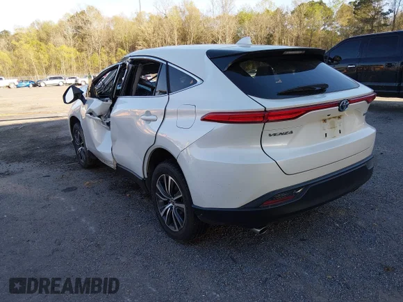 ✅ 2022 Toyota Venza XLE • VIN: JTEAAAAH8NJ115695 • Lot: 44627578. Wystawiony na IAAI z przebiegiem 116 676 mil. Bezpłatny archiwum sprzedaży aukcyjnych z USA i szczegółowy raport historii pojazdu na DreamBid. Zdjęcie 3.