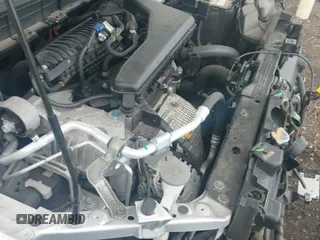 ✅ 2019 Nissan Rogue SV • VIN: JN8AT2MV9KW385656 • Lot: 43560040. Wystawiony na IAAI z przebiegiem 33 647 mil. Bezpłatny archiwum sprzedaży aukcyjnych z USA i szczegółowy raport historii pojazdu na DreamBid. Zdjęcie 20.