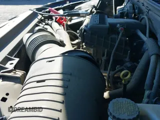 ✅ 2005 Ford Expedition Special Service • VIN: 1FMPU15575LB13832 • Lot: 43193228. Listed on IAAI with 143,034 mi. Free auction sales archive from the USA and detailed vehicle history report at DreamBid. Image 19.