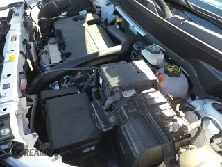 ✅ 2024 GMC Terrain SLE • VIN: 3GKALTEG8RL258192 • Lot: 90835105. Listed on Copart with 17,422 mi. Free auction sales archive from the USA and detailed vehicle history report at DreamBid. Image 17.