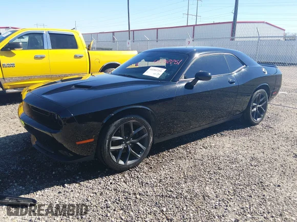 ✅ 2022 Dodge Challenger SXT • VIN: 2C3CDZAG6NH151739 • Lot: 44302251. Wystawiony na IAAI z przebiegiem 45 733 mil. Bezpłatny archiwum sprzedaży aukcyjnych z USA i szczegółowy raport historii pojazdu na DreamBid. Zdjęcie 2.
