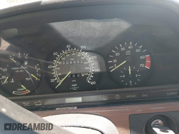 ✅ 1987 Mercedes-Benz 420 SEL • VIN: WDBCA35D8HA284649 • Лот: 45370433. Опубликован ранее на IAAI с пробегом 208 492 миль. Бесплатный доступ к архиву аукционных продаж из США и подробный отчёт об истории автомобиля на DreamBid. Изображение 7.