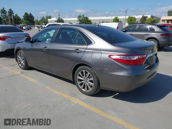 ✅ 2016 Toyota Camry SE • VIN: 4T1BF1FK3GU545758 • Lot: 44971188. Wystawiony na IAAI z przebiegiem 72 419 mil. Bezpłatny archiwum sprzedaży aukcyjnych z USA i szczegółowy raport historii pojazdu na DreamBid. Zdjęcie 3.