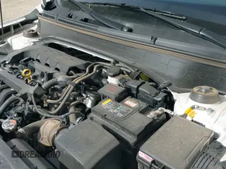 ✅ 2025 Hyundai Venue SEL • VIN: KMHRC8A39SU353866 • Lot: 41878267. Listed on IAAI with 7,961 mi. Free auction sales archive from the USA and detailed vehicle history report at DreamBid. Image 19.