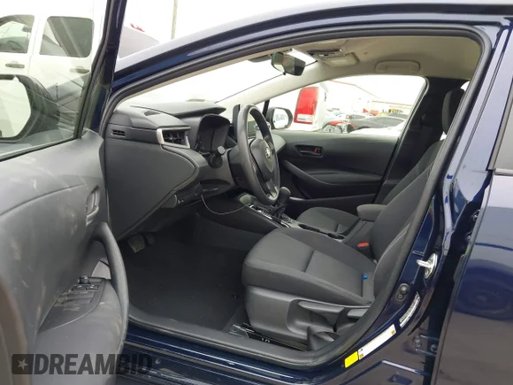 ✅ 2025 Toyota Corolla Hybrid LE • VIN: JTDBCMFE4S3102641 • Lot: 45058936. Wystawiony na IAAI z przebiegiem 23 567 mil. Bezpłatny archiwum sprzedaży aukcyjnych z USA i szczegółowy raport historii pojazdu na DreamBid. Zdjęcie 5.