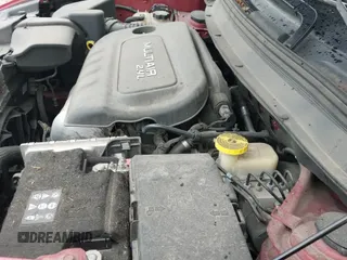 ✅ 2016 Jeep Cherokee Latitude • VIN: 1C4PJMCBXGW338271 • Lot: 43506388. Wystawiony na IAAI z przebiegiem 108 581 mil. Bezpłatny archiwum sprzedaży aukcyjnych z USA i szczegółowy raport historii pojazdu na DreamBid. Zdjęcie 18.