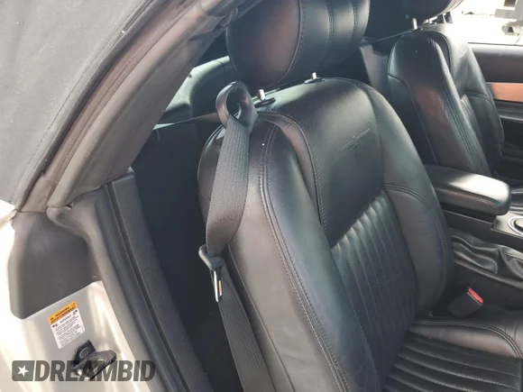✅ 2004 Ford Thunderbird Deluxe • VIN: 1FAHP60A14Y103970 • Lot: 53858515. Wystawiony na Copart z przebiegiem 59 464 mil. Bezpłatny archiwum sprzedaży aukcyjnych z USA i szczegółowy raport historii pojazdu na DreamBid. Zdjęcie 10.