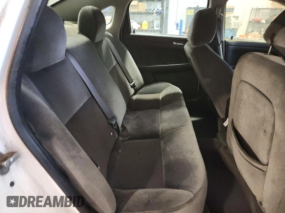 ✅ 2013 Chevrolet Impala LS • VIN: 2G1WF5E34D1158157 • Lot: 75397975. Wystawiony na Copart z przebiegiem 350 961 mil. Bezpłatny archiwum sprzedaży aukcyjnych z USA i szczegółowy raport historii pojazdu na DreamBid. Zdjęcie 10.
