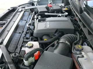 2025 Chevrolet Silverado 1500 с VIN 3GCUKJE87SG121977, выставлен на аукционе IAAI как лот 43239137 с пробегом 5 330 миль миль и . История ставок и продаж доступна на DreamBid. Изображение 19.