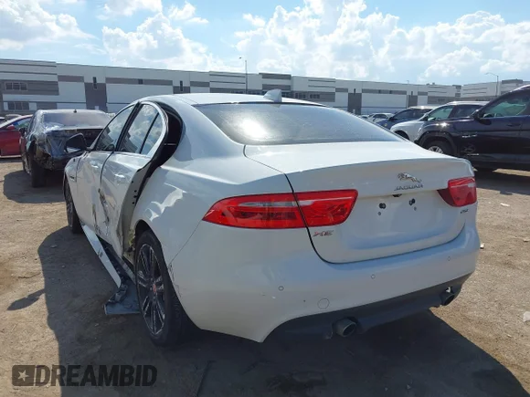 ✅ 2019 Jaguar XE 25t Prestige • VIN: SAJAE4FX4KCP49744 • Lot: 43387718. Listed on IAAI with 91,381 mi. Free auction sales archive from the USA and detailed vehicle history report at DreamBid. Image 3.