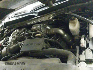 ✅ 2019 GMC Sierra 2500HD SLT • VIN: 1GT12REY7KF238980 • Lot: 40666071. Listed on IAAI with 101,079 mi. Free auction sales archive from the USA and detailed vehicle history report at DreamBid. Image 19.