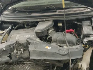 ✅ 2015 Lincoln MKX • VIN: 2LMDJ8JK2FBL28685 • Lot: 42557348. Wystawiony na IAAI z przebiegiem 233 597 mil. Bezpłatny archiwum sprzedaży aukcyjnych z USA i szczegółowy raport historii pojazdu na DreamBid. Zdjęcie 20.