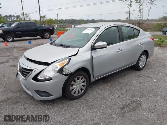 ✅ 2019 Nissan Versa SV • VIN: 3N1CN7AP0KL822759 • Lot: 44693824. Wystawiony na IAAI z przebiegiem 78 919 mil. Bezpłatny archiwum sprzedaży aukcyjnych z USA i szczegółowy raport historii pojazdu na DreamBid. Zdjęcie 17.