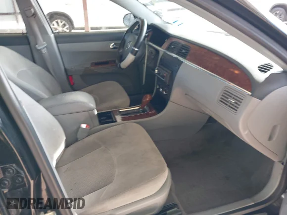 ✅ 2005 Buick LaCrosse CX • VIN: 2G4WC532751304736 • Lot: 44105959. Wystawiony na IAAI z przebiegiem 123 971 mil. Bezpłatny archiwum sprzedaży aukcyjnych z USA i szczegółowy raport historii pojazdu na DreamBid. Zdjęcie 5.